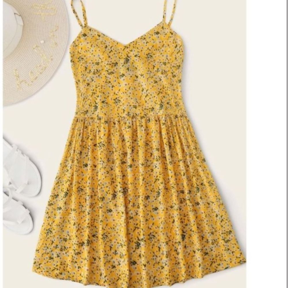 💥HOST PICK💥 Ditsy floral sundress